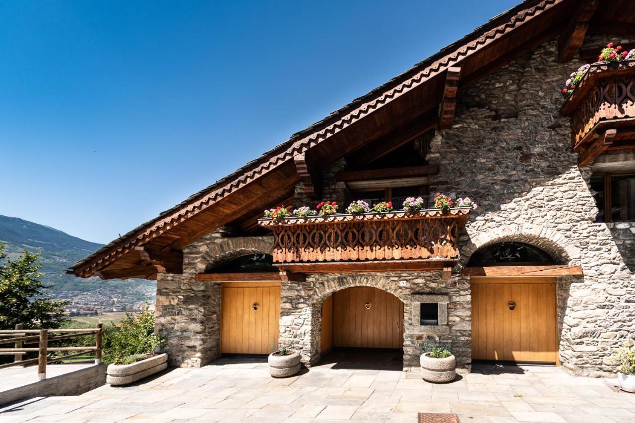 L'Atelier Du Temps - Woodstone Villa อาออสตา ภายนอก รูปภาพ