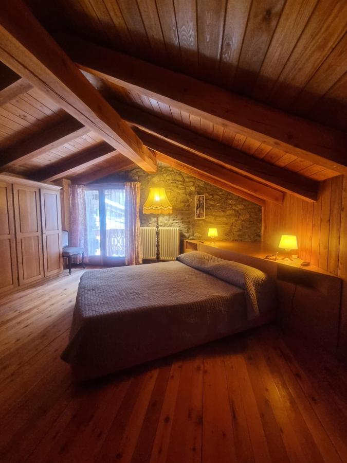 L'Atelier Du Temps - Woodstone Villa อาออสตา ภายนอก รูปภาพ
