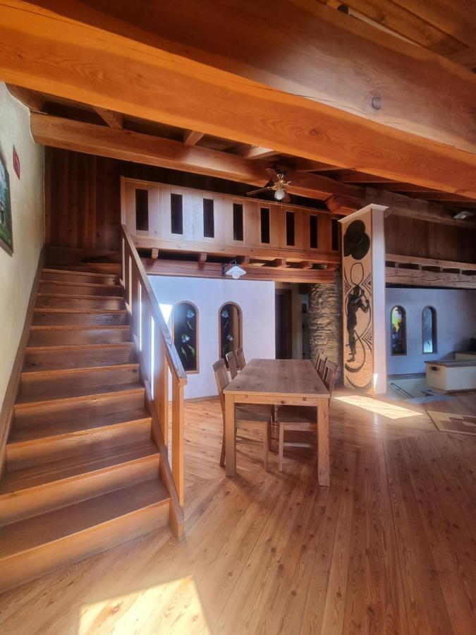 L'Atelier Du Temps - Woodstone Villa อาออสตา ภายนอก รูปภาพ